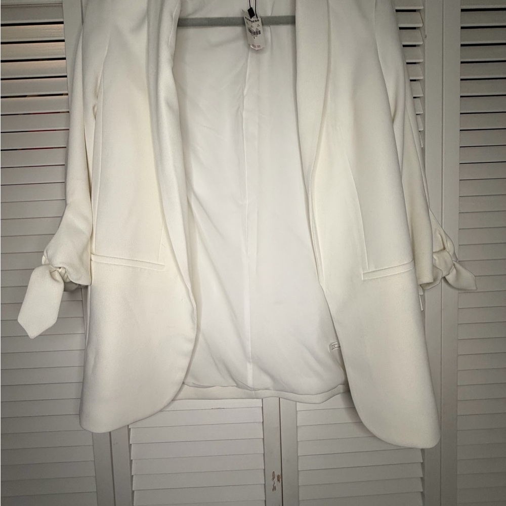 Express White Open-Front Blazer with Rolled Sleeve Tie